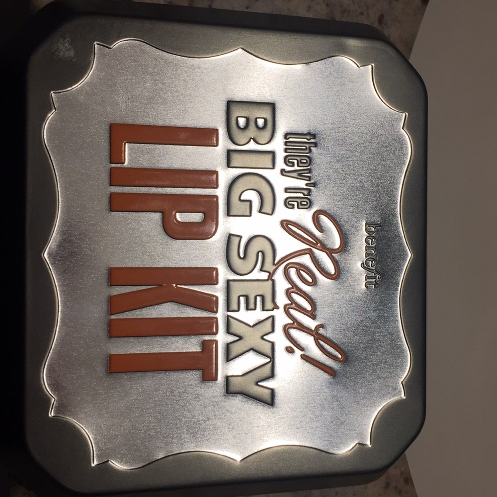 Benefit Big Sexy Lip Kit